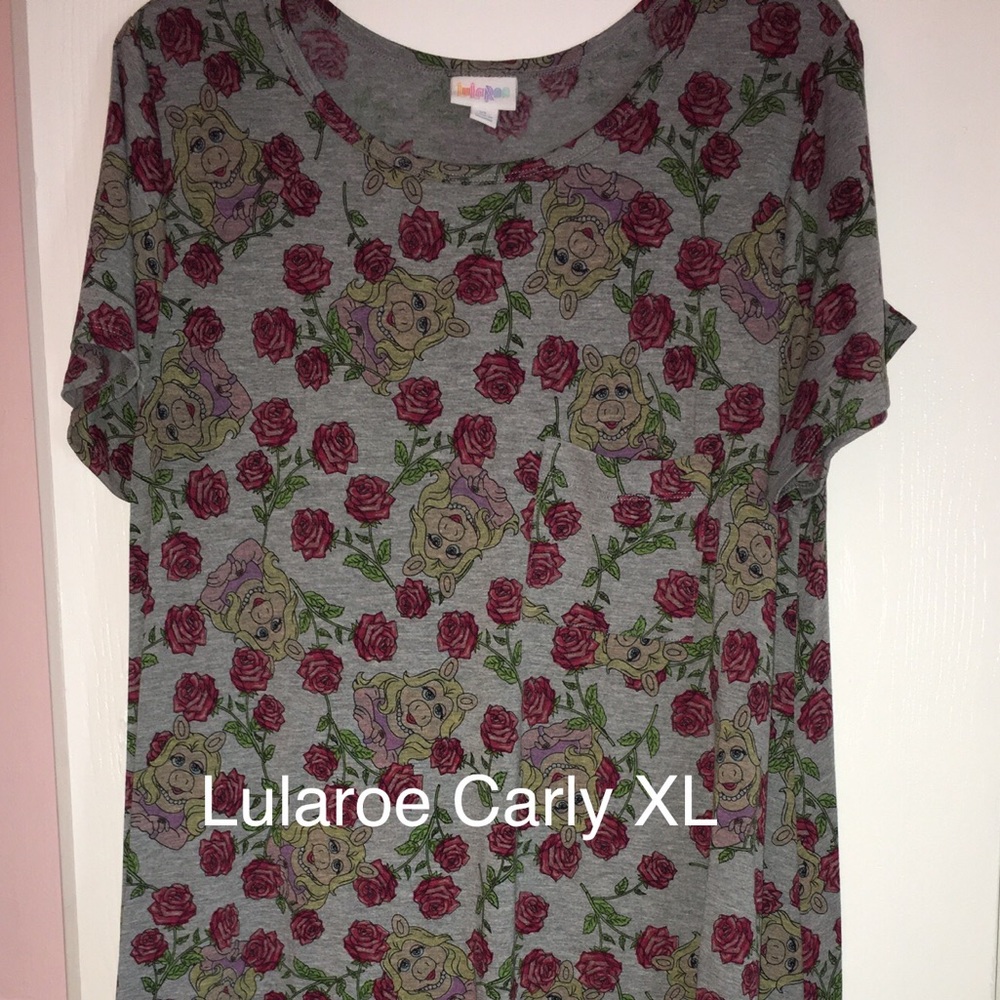 LulaRoe Carly Disney Muppets Miss Piggy Roses XL
